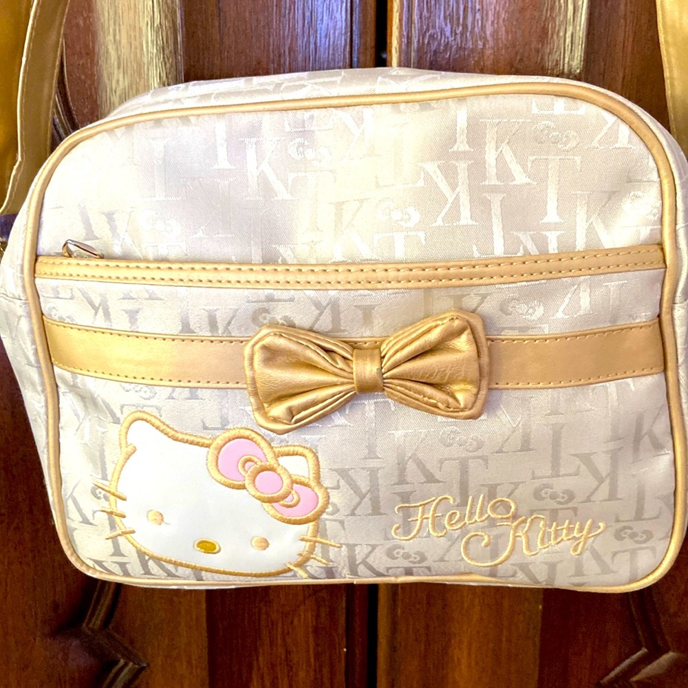 Hello Kitty Gold and Cream Crossbody Bag - Picture 1 of 6